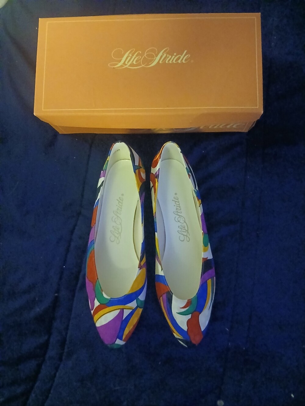 Vintage 80's Life Stride Geometric Abstract Kitten Wedge Heels Size 8.5